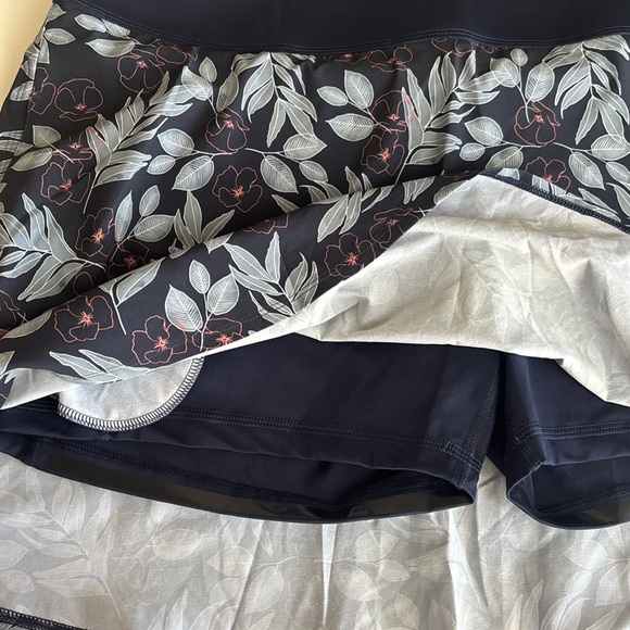 NWT PUMA Women's‎ Size XL Skort Blue Blake Paradise Golf Pickle Ball SPF 50 - Picture 3 of 10